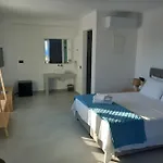 The Blue Of Mykonos * Platys Gialos (Mykonos)